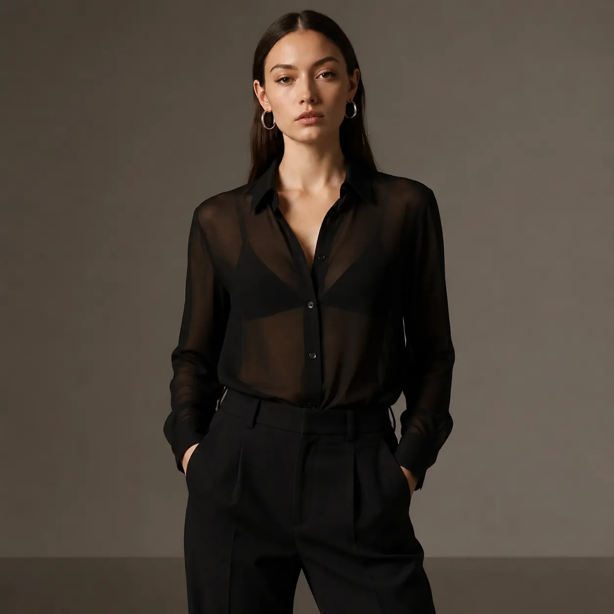 Camisa Traslúcida Negra de Seda
