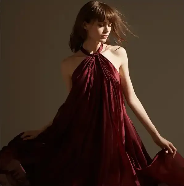 Vestido Satinado Ultrafemenino